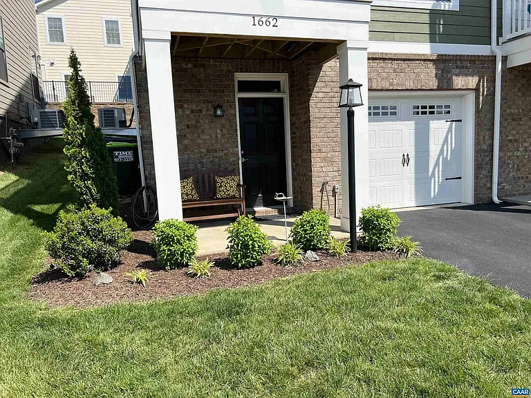 1662 Delphi Dr — Photo 31