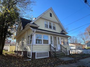 507 E Graham St, Bloomington, IL 61701