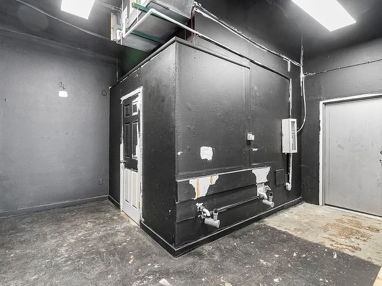 Forest Park Apartments — Photo 18