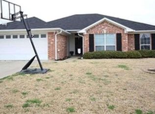 11198 Twin Spires Dr, Flint, TX 75762