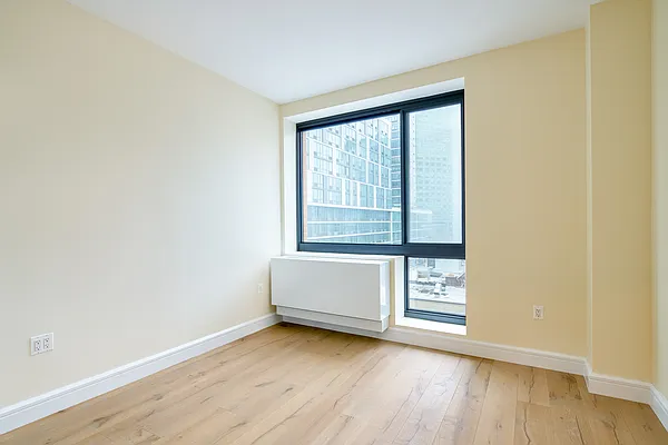 Rented by Douglas Elliman | media 16