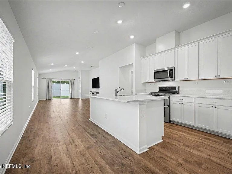 829 Cordova Palms Pkwy — Photo 10