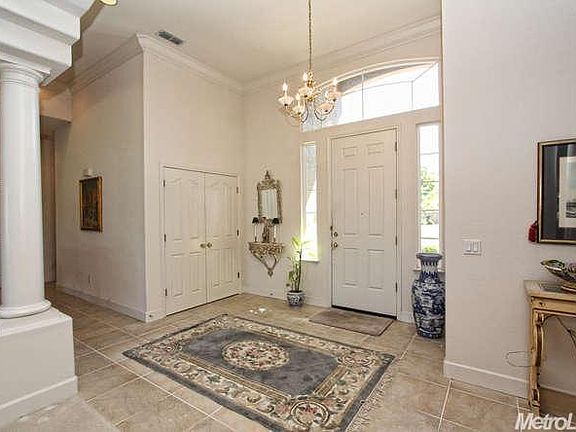 5th image of 1697 Krpan Dr