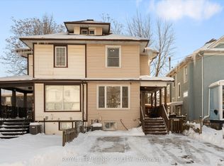 4688 McDougall Cres, Niagara Falls, ON L2E 1B7