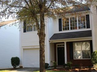 7582 Abigail Glen Dr, Charlotte, NC 28212
