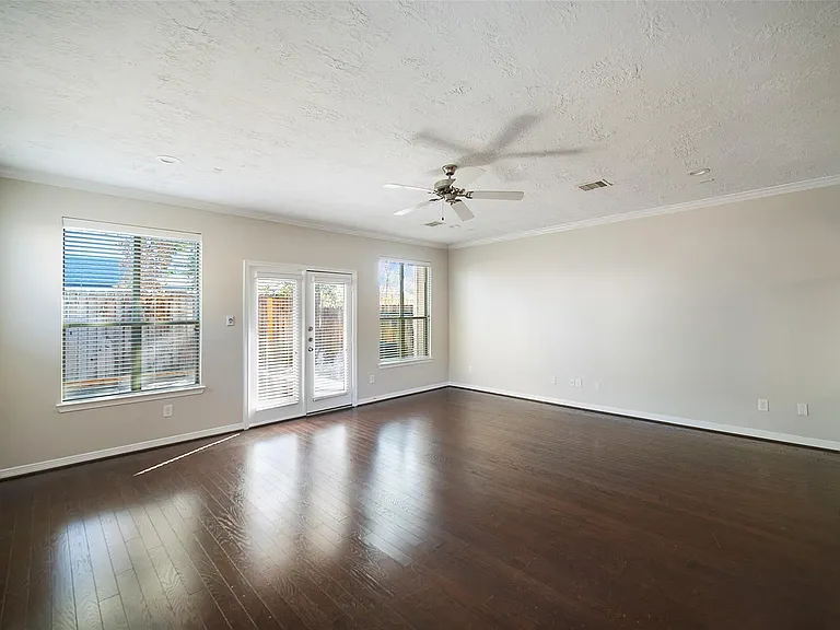 1426 Nashua St #B — Photo 8