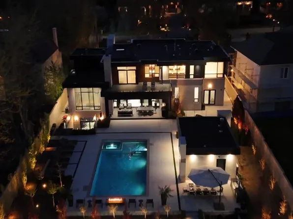 113 Elgin St, Markham, ON L3T 1W7