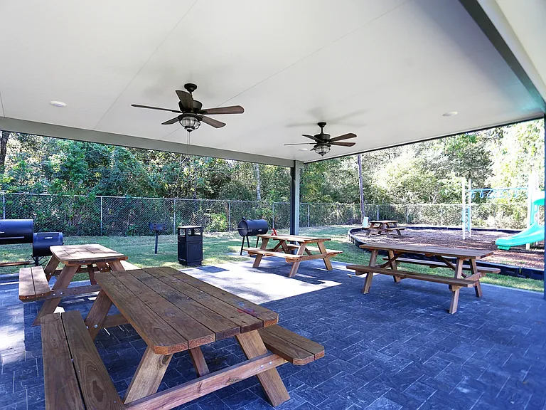 1404 Wilson Rd — Photo 12