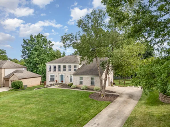 1095 Whirlaway Dr, Union, KY 41091