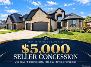 24462 Sawgrass Dr, Macomb, MI 48042