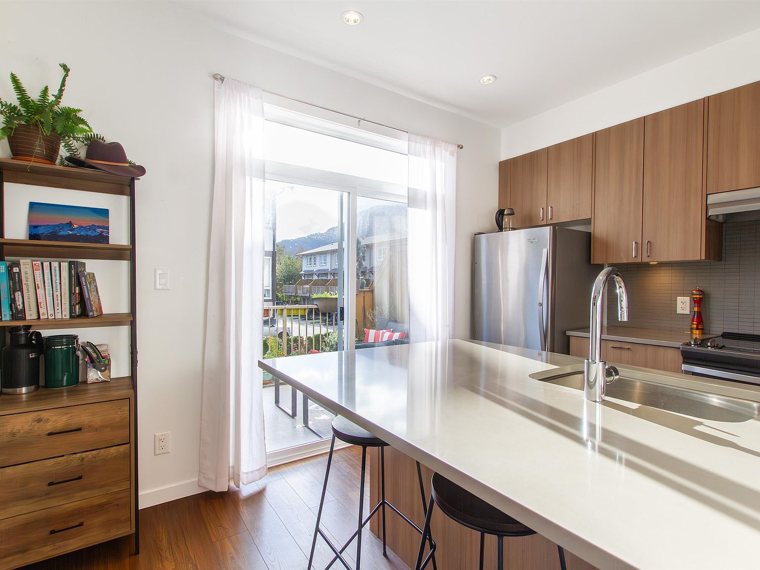 1188 Wilson Cres 8, Squamish, BC V8B 0M4 MLS R2937023 Zillow