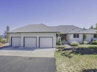 17715 N South Bank Rd, Nine Mile Falls, WA 99026