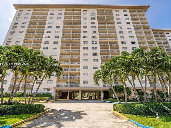 3rd image of 400 Kings Point Dr APT 1004