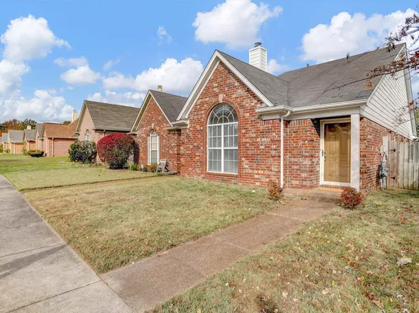 6884 Wrigley Dr, Cordova, TN 38018