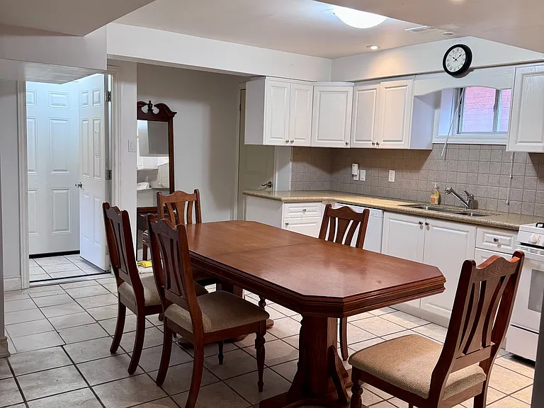 47 Harmonia Cres — Photo 11