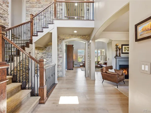 2383 S Lupine Way, Lakewood, CO 80228