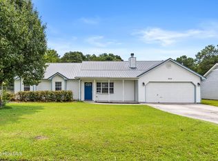 305 Josie Ct, Hubert, NC 28539