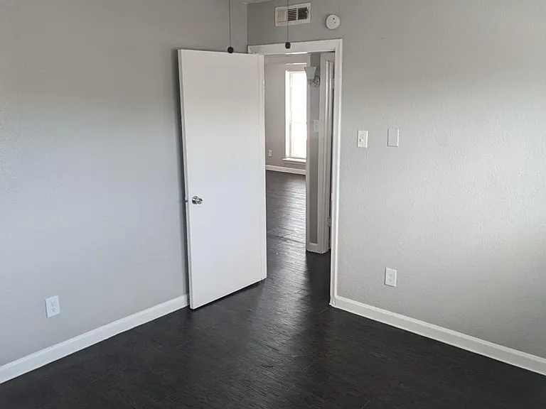 1000 Grigsby Ave — Photo 13