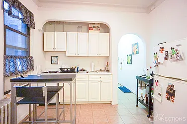 Rented by City Connections Realty