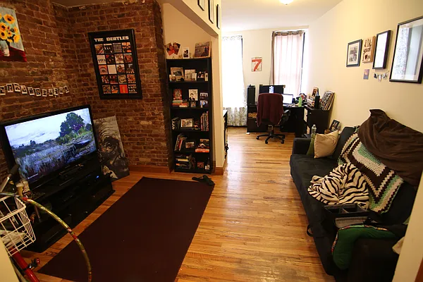 Rented by Guidance Realty Corp. | media 8