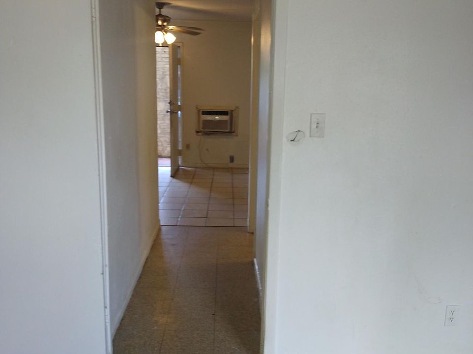 1st image of 220 Pinckney St APT A