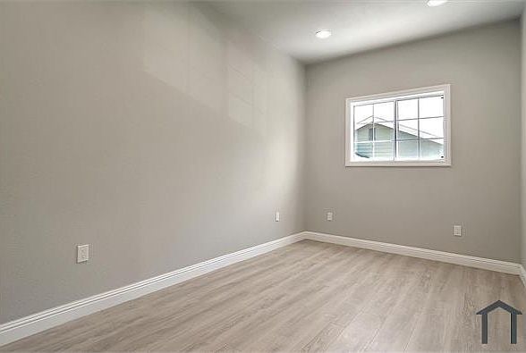 2nd image of 297 N 7th St #220