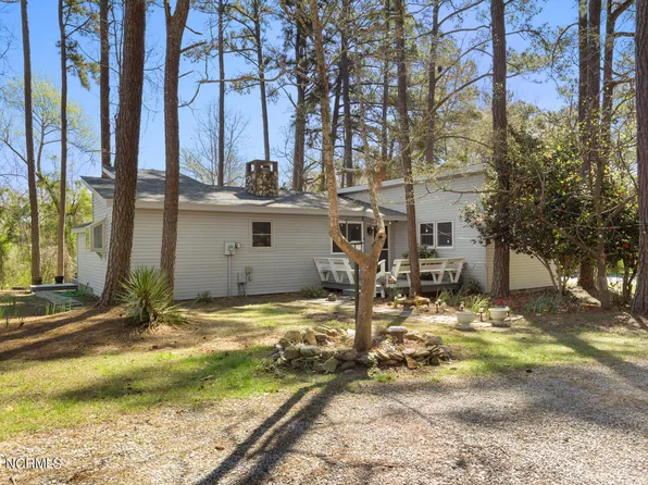 102 Dogwood Drive, Cedar Point, NC 28584
