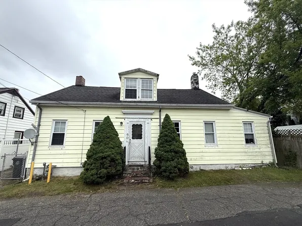 60 Chapin St, Fall River, MA 02724