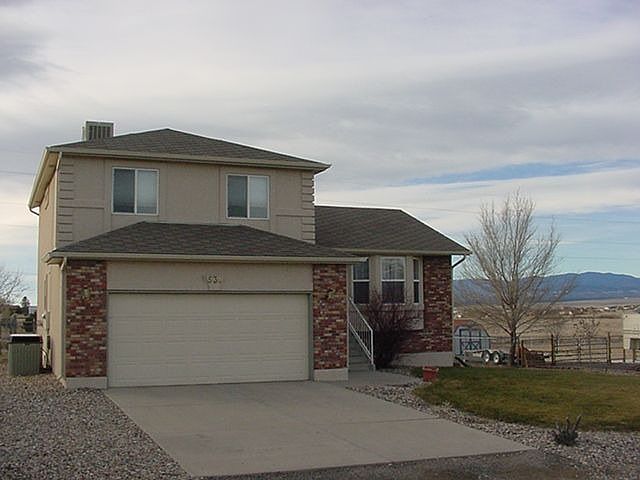 Brick and Stucco!