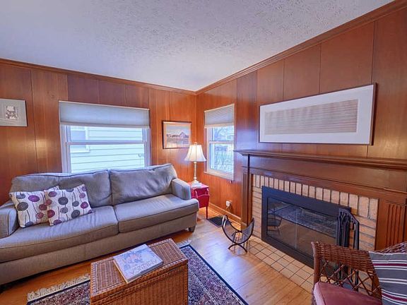 4th image of 118 E Royal Forest Blvd