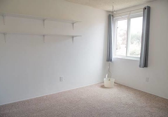3rd image of 2587 Caminito Avellano