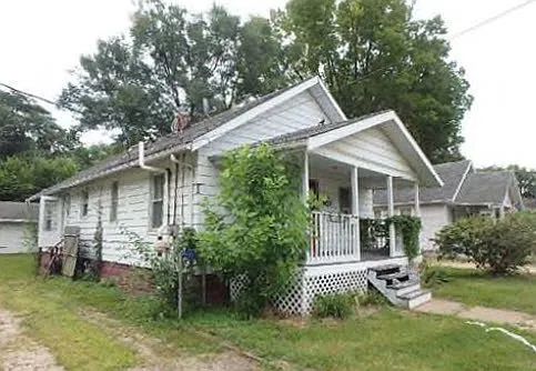 1202 Mechanic St photo 1