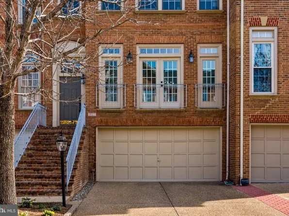 1807 Brentridge St, Vienna, VA 22182