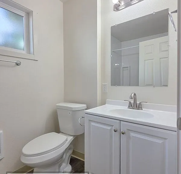 12345 SW Hall Blvd #5 — Photo 11