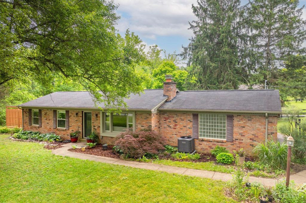 Real estate listing image