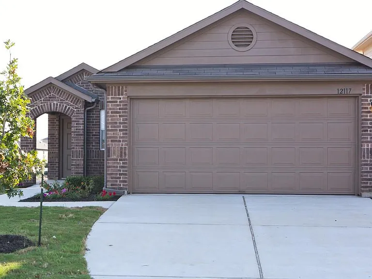 12117 Greywacke Dr — Photo 2
