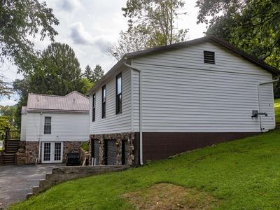 5359 Fairmont Rd, Rivesville, WV, 26588