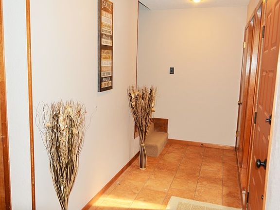 4th image of 315 Watts Ln Unit 3