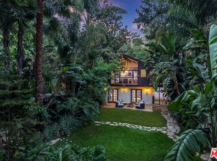 8450 Ridpath Dr, Los Angeles, CA 90046