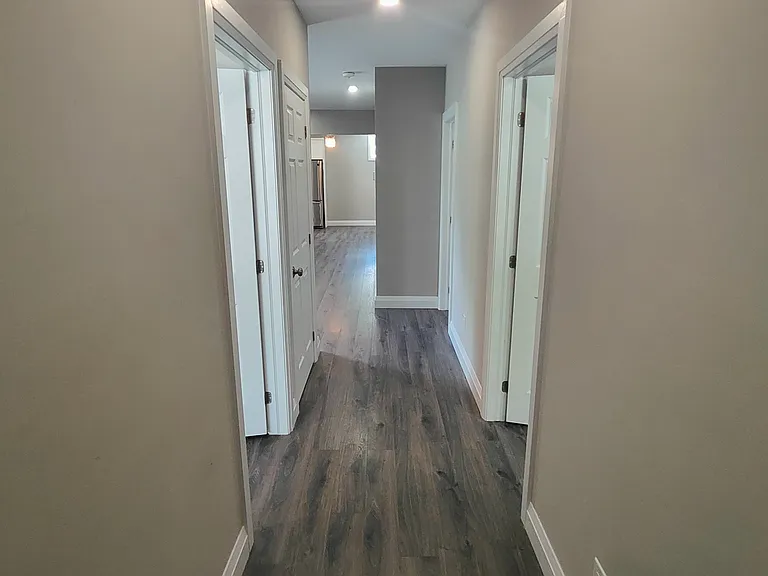 50 Pearl St — Photo 3