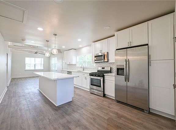 4th image of 401 Nursery Ave