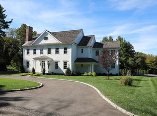 186 Brushy Ridge Rd, New Canaan, CT 06840