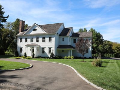 186 Brushy Ridge Rd, New Canaan, CT, 06840