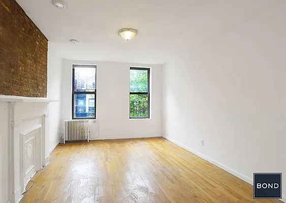 Rented by Bond New York | media 7