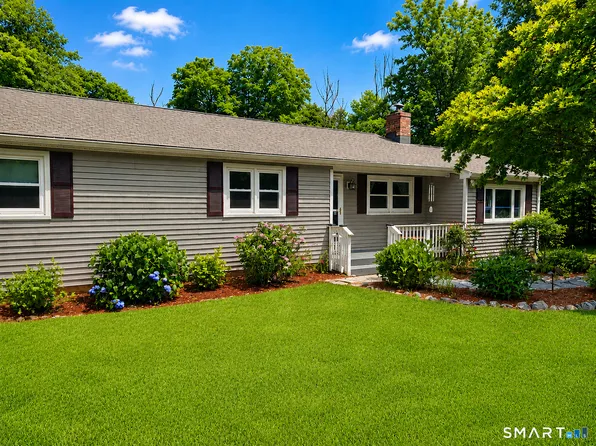 165 Colchester Avenue, East Hampton, CT 06424