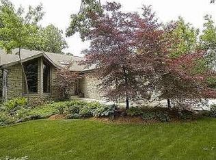11305 Hiawatha Ln, Indian Head Park, IL