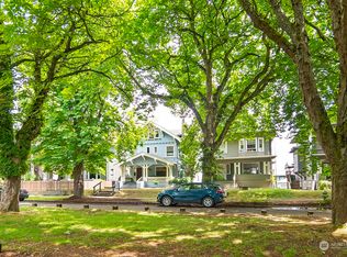 5034 17th Ave NE, Seattle, WA