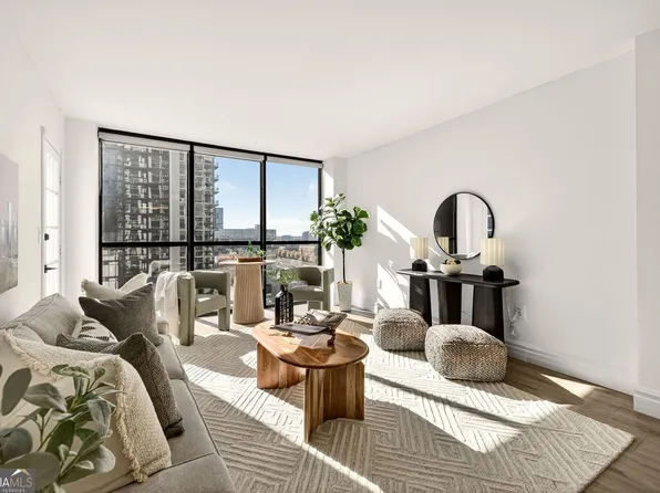 1280 W Peachtree St NW APT 2409, Atlanta, GA 30309