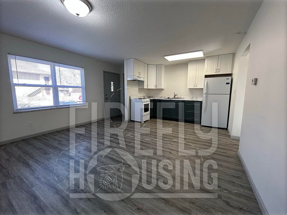 Inside Living Room looking toward Kitchen.