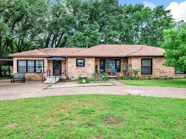 208 Johnson St, Seagoville, TX 75159